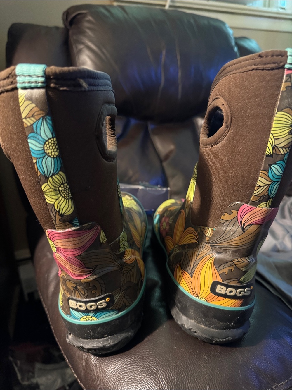 BOGS Womens Brown Floral Rain Boots size 6 Classic Mid Stargazer - Picture 2 of 16
